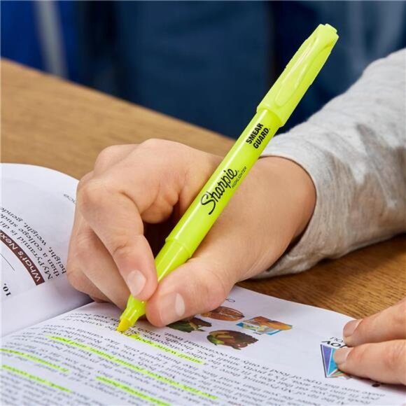 School Supplies Variety Pack: 31-Piece All-in-One Set with Pencils, Markers, Etc - Picture 5 of 6